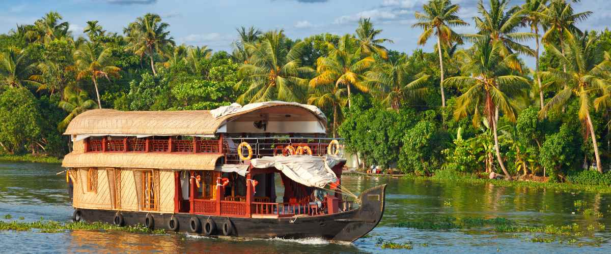 Discover India’s Golden Triangle with Ranthambore – 7N/8D